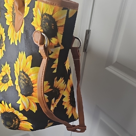 Sunflower Print Tote Bag - Picture 5 of 9